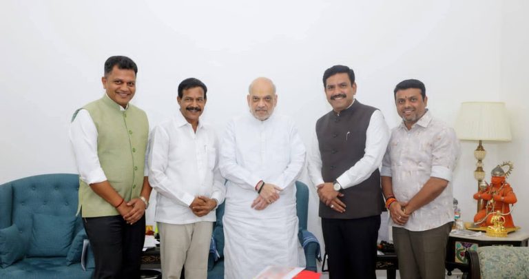 ಅಮಿತ್ ಶಾ ಭೇಟಿ ಮಾಡಿದ ರಾಜ್ಯ ಬಿಜೆಪಿ ನಿಯೋಗ: ಧರ್ಮಸ್ಥಳ ಪ್ರಕರಣದ ವರದಿ ಸಲ್ಲಿಕೆ