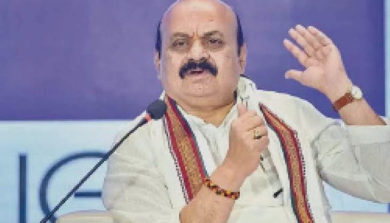 ಹೊರಟ್ಟಿಯವರ ಸೇವೆ ಸದಾಕಾಲ ಮುಂದುವರೆಯಲಿ: ಬಸವರಾಜ ಬೊಮ್ಮಾಯಿ
