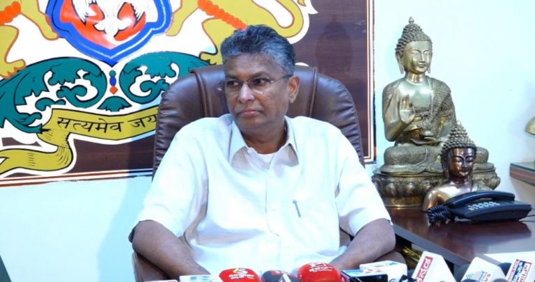 ಸಿದ್ದರಾಮಯ್ಯರನ್ನು ಕಡೆಗಣಿಸುವ ಪ್ರಶ್ನೆಯೇ ಇಲ್ಲ; ರಾಜಕೀಯದಲ್ಲಿ ನಿರಂತರ ಓಡಬೇಕು: ಸತೀಶ್ ಜಾರಕಿಹೊಳಿ